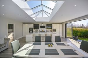 Kitchen- click for photo gallery